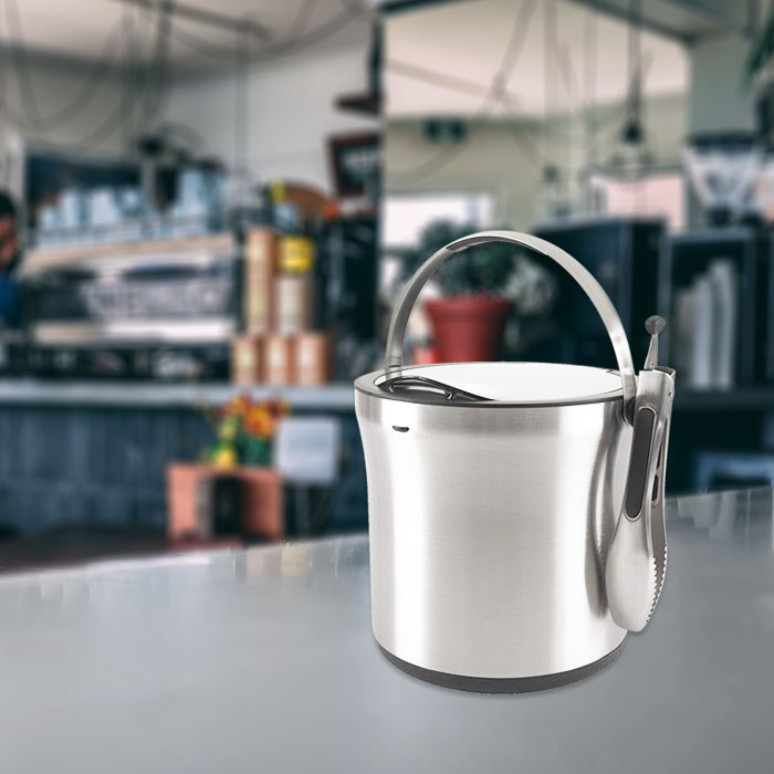 An ice bucket